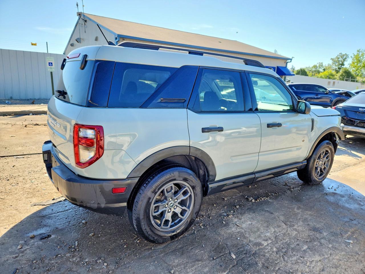 2023 Ford Bronco Sport Big Bend - Image 3