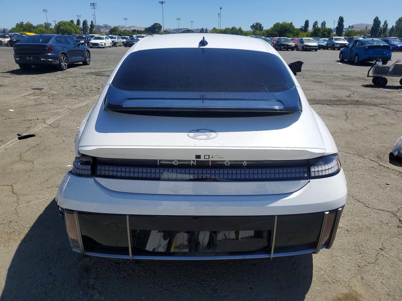 2025 Hyundai Ioniq 6 Se Standard Range - Image 6
