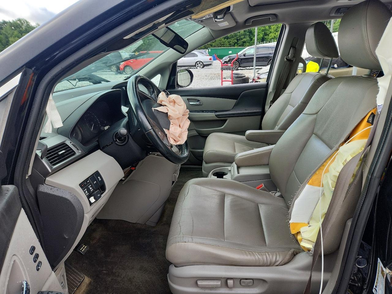 2015 Honda Odyssey Touring - Фото 7