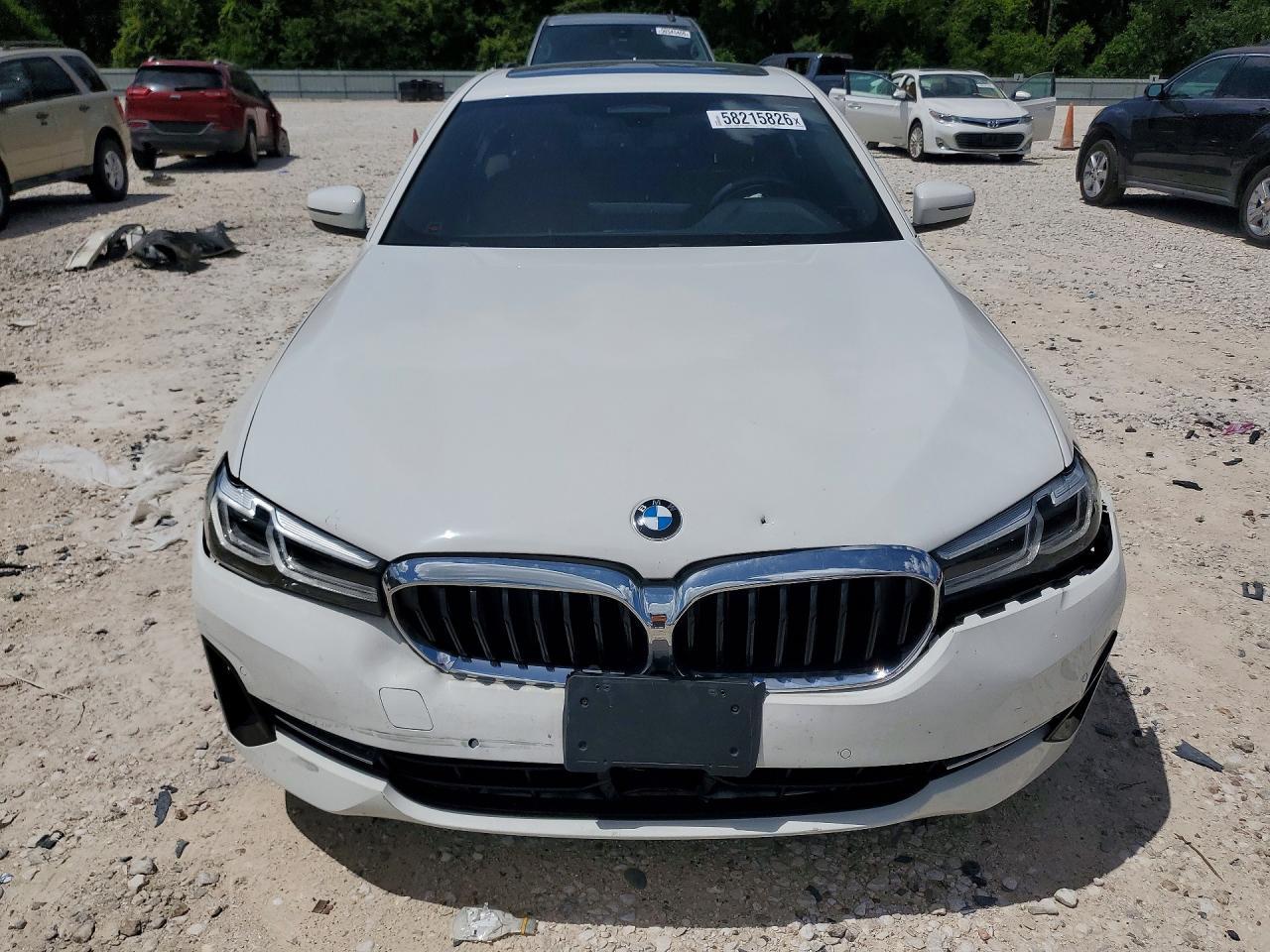 2022 BMW 530 I - Фото 5