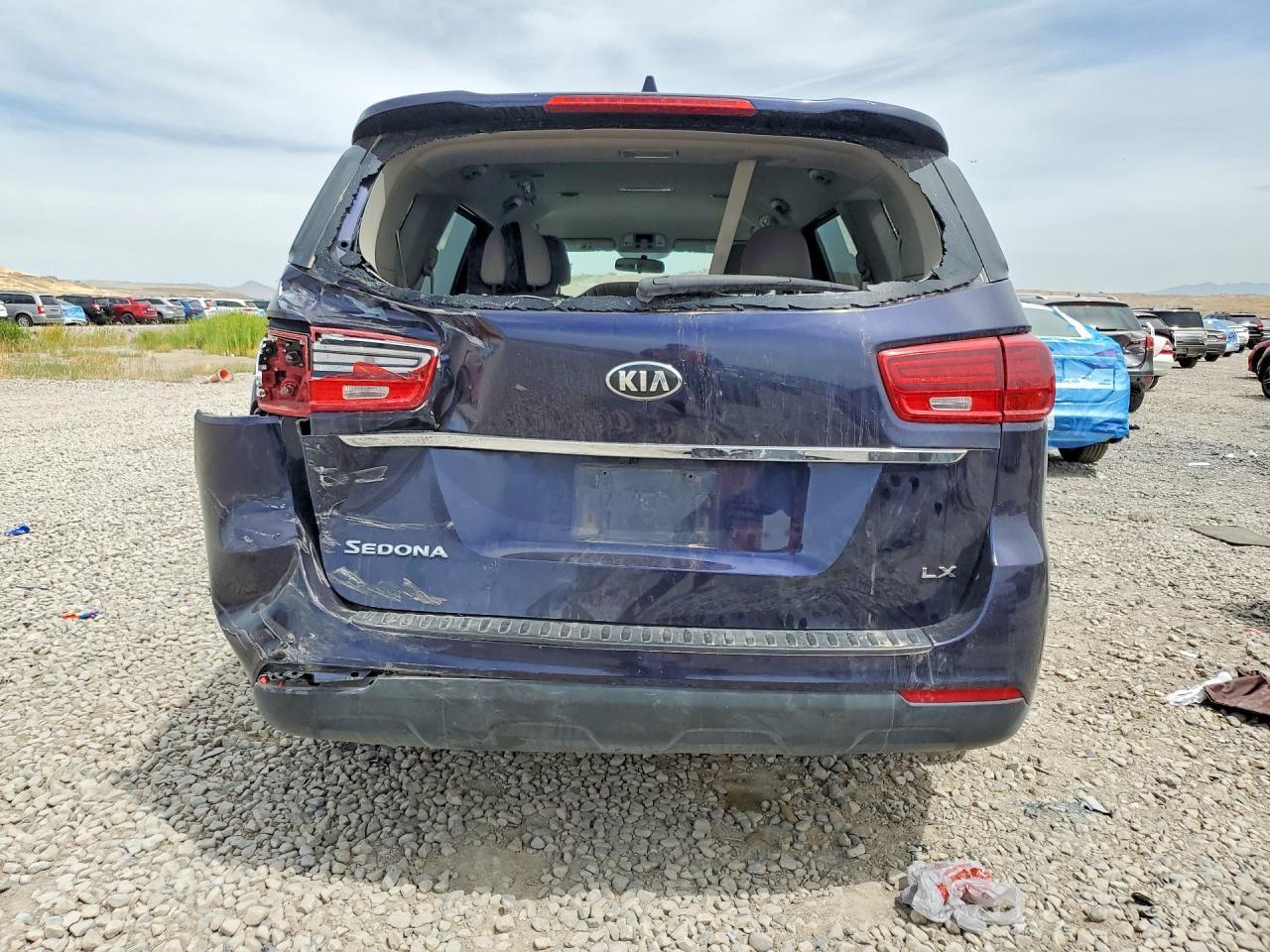 2019 Kia Sedona - Image 6