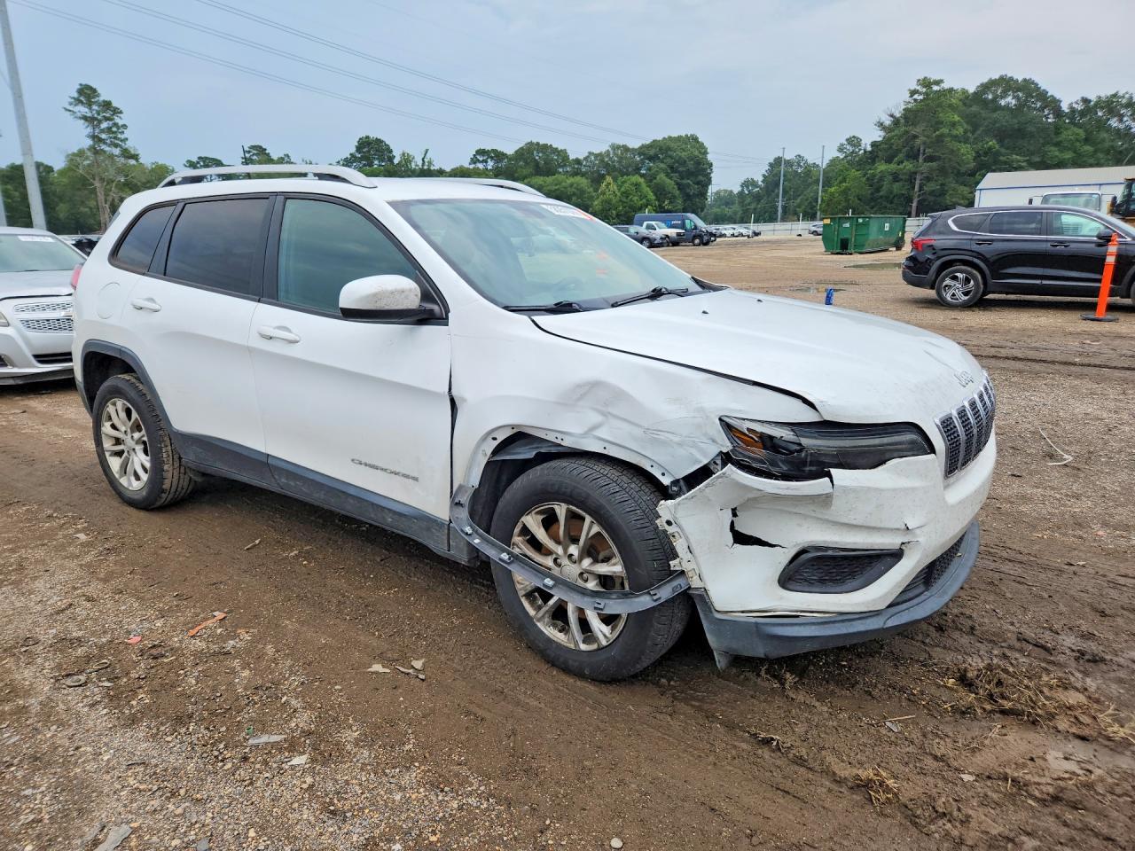 2020 Jeep Cherokee Latitude - Image 4