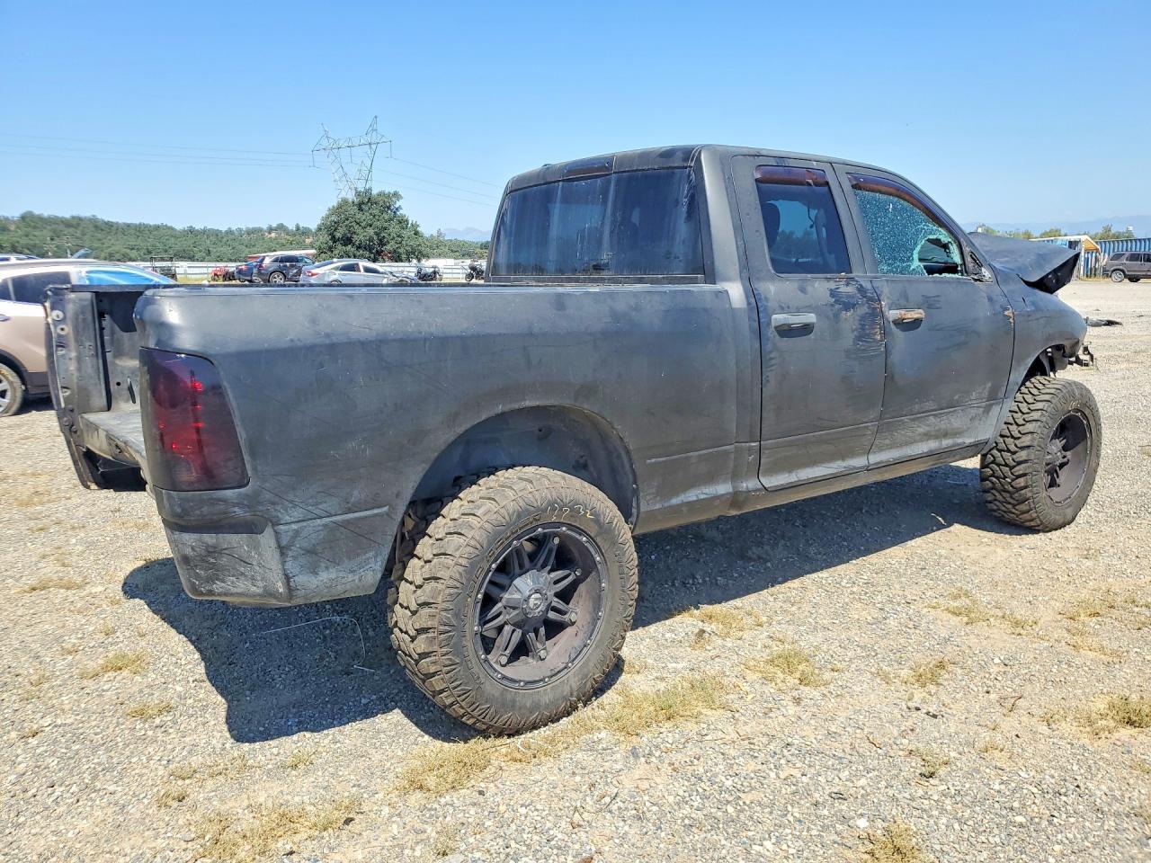 2018 Ram 1500 St - Image 3