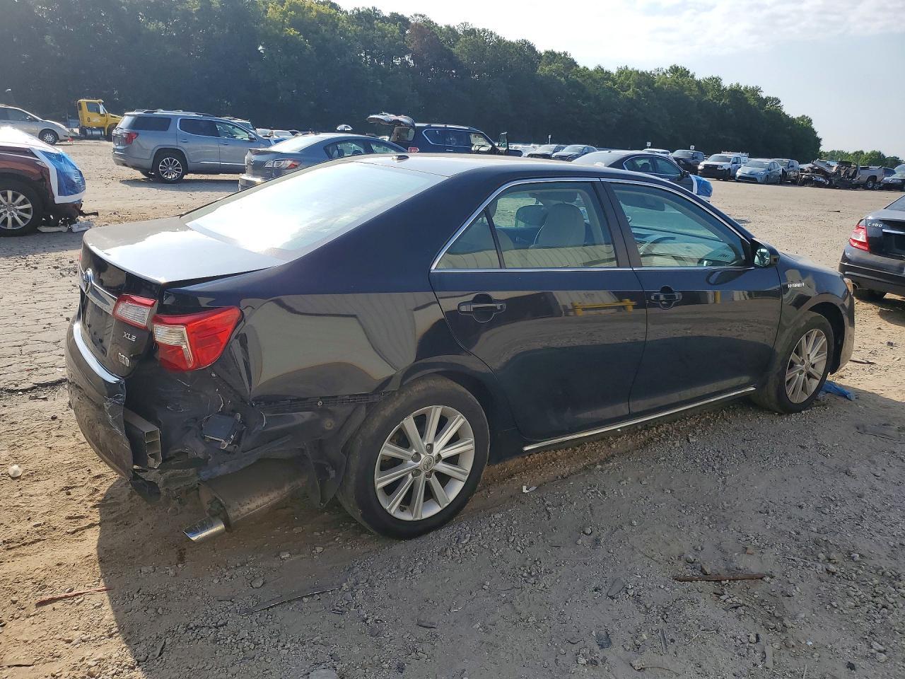 2012 Toyota Camry Hybrid Xle - Фото 3