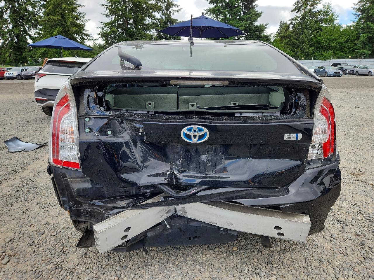 2013 Toyota Prius Two - Image 6