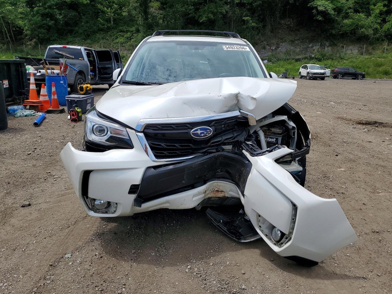 2017 Subaru Forester 2.0Xt Touring - Фото 5