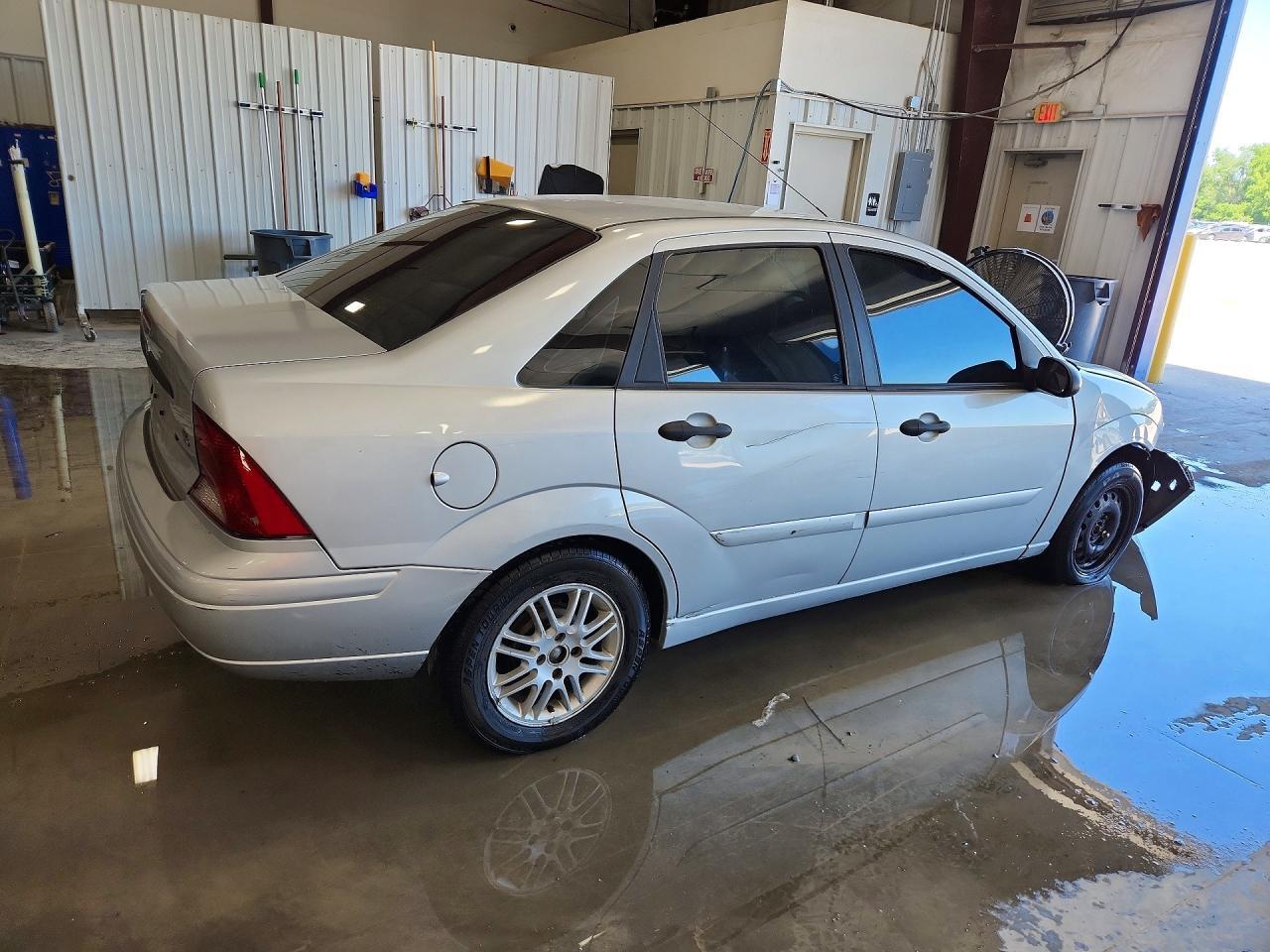 2004 Ford Focus Se Comfort - Фото 3