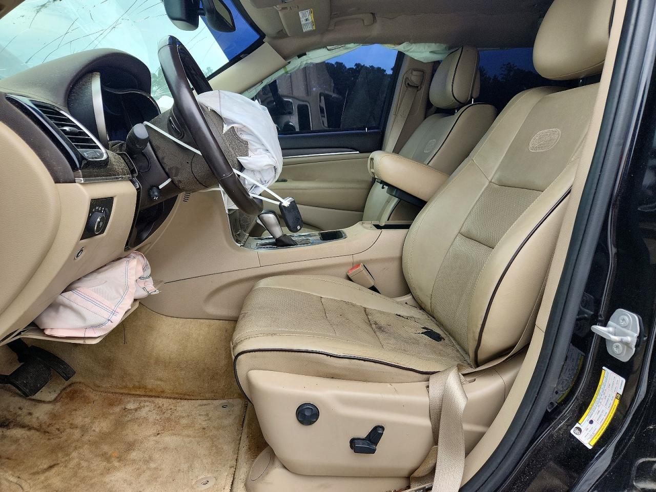 2019 Jeep Grand Cherokee Overland - Image 7
