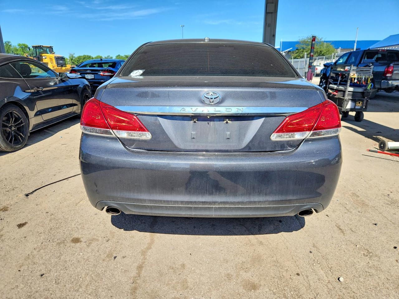 2011 Toyota Avalon Limited - Фото 6