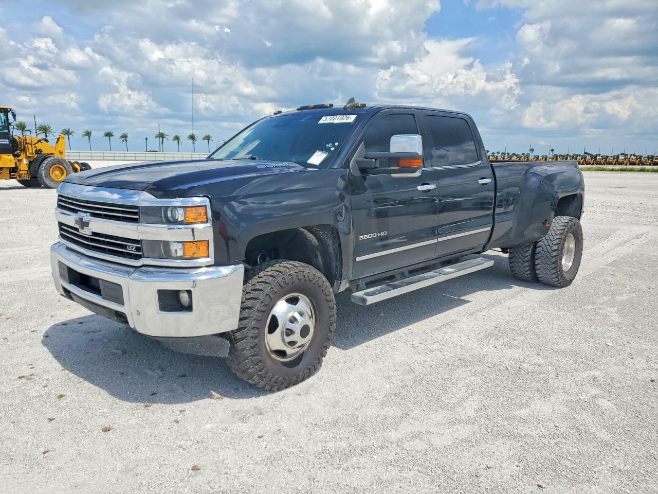 2016 Chevrolet Silverado K3500 Ltz - Image 2