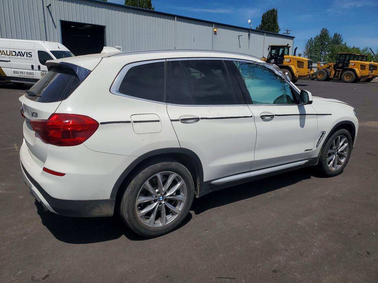 2018 BMW X3 xDrive30I - Фото 3