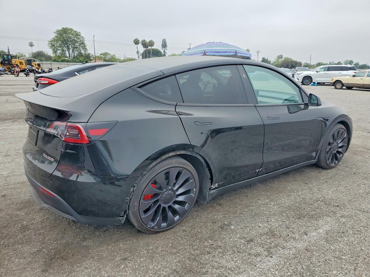 2024 Tesla Model Y - Image 3