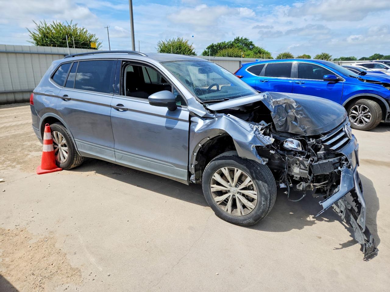 2020 Volkswagen Tiguan S - Фото 4