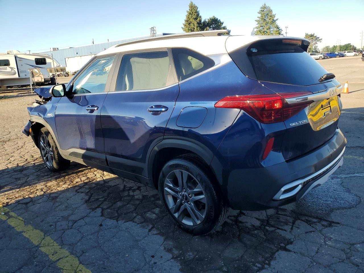 2022 Kia Seltos S - Image 2