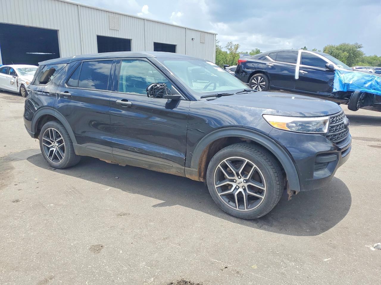 2021 Ford Explorer - Фото 4