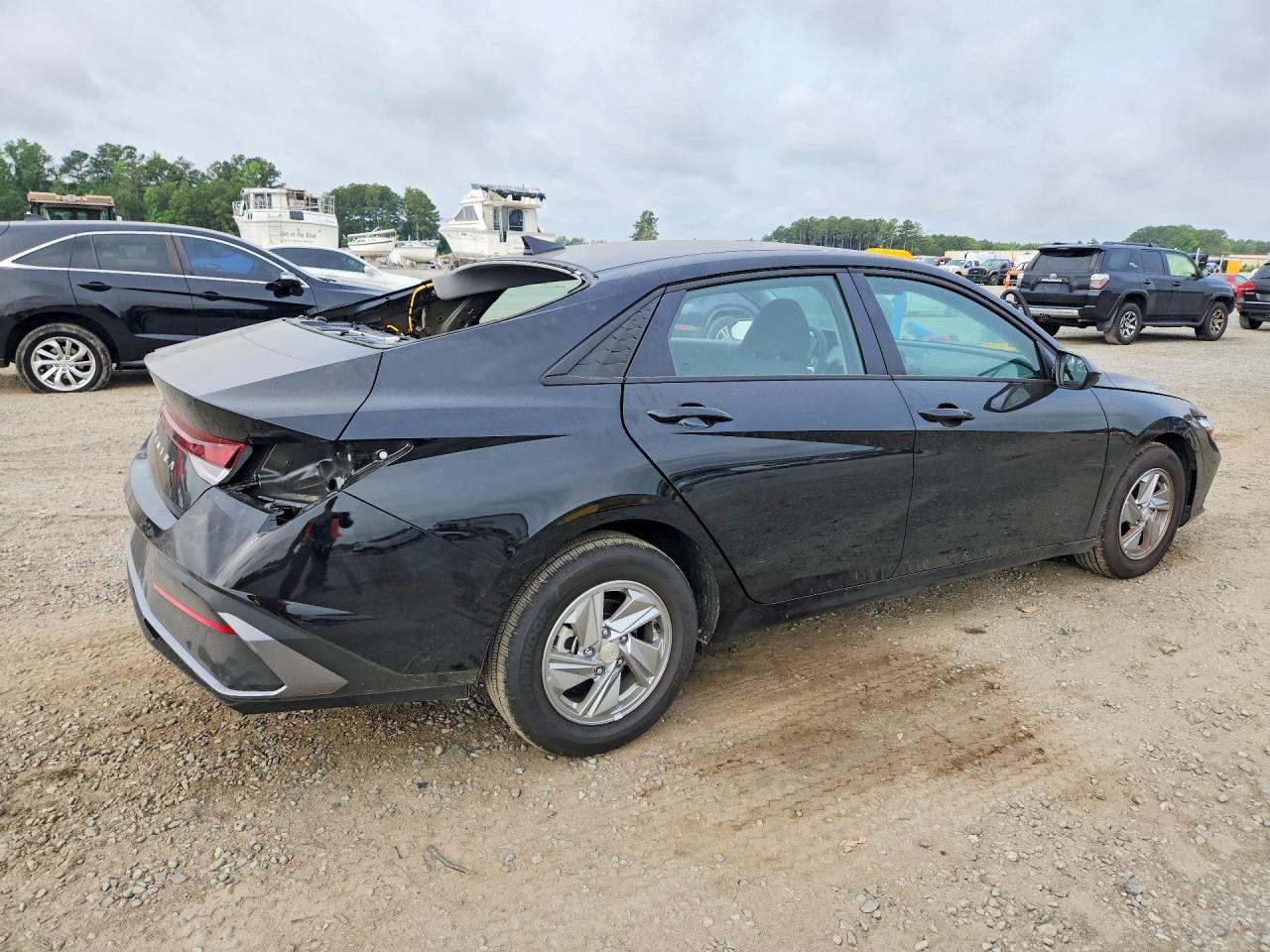 2026 Hyundai Elantra Se - Фото 3