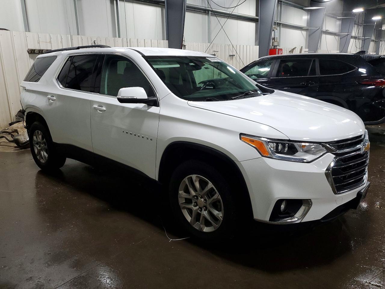 2021 Chevrolet Traverse Lt - Image 4