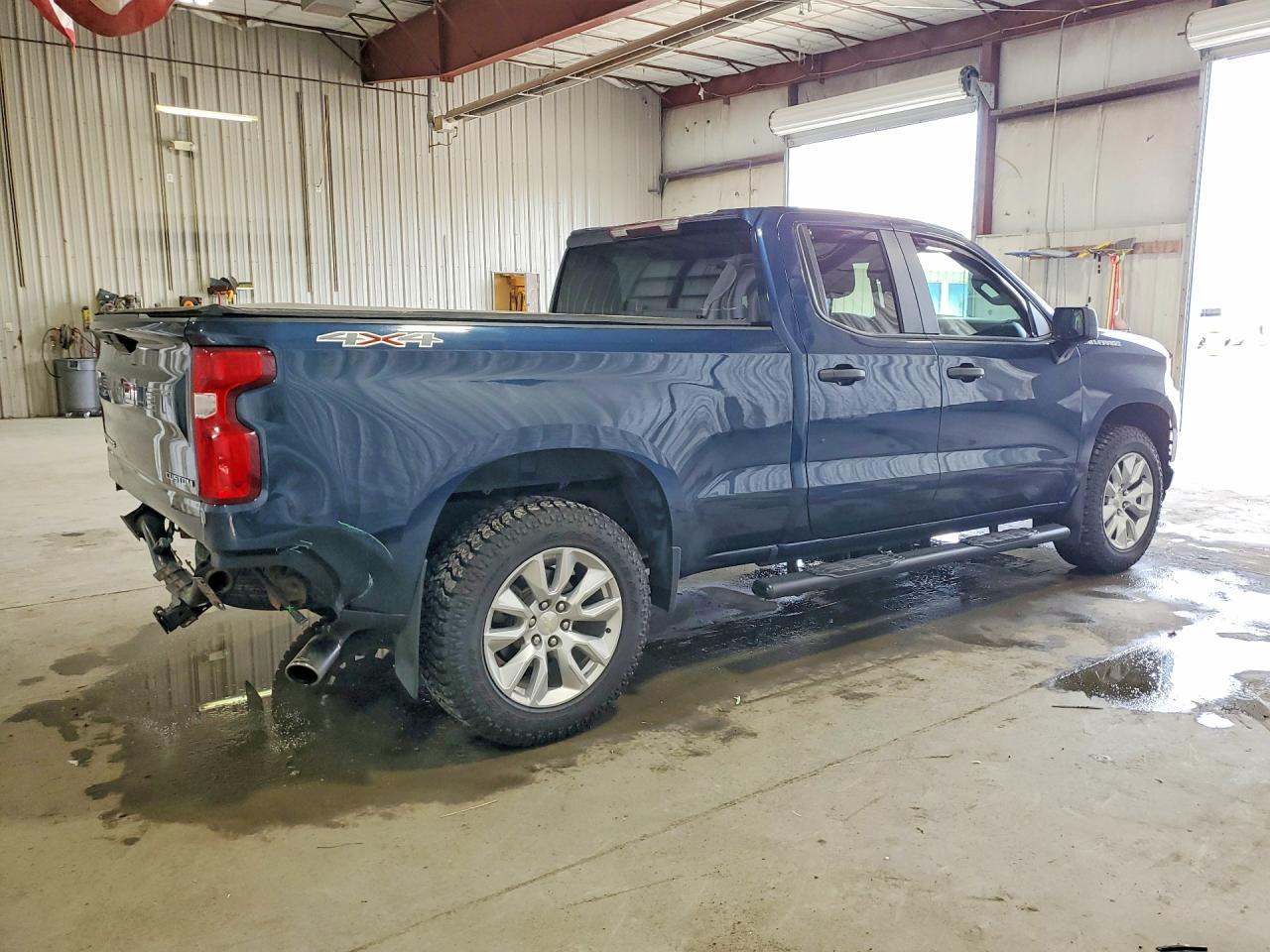 2020 Chevrolet Silverado K1500 Custom - Image 3