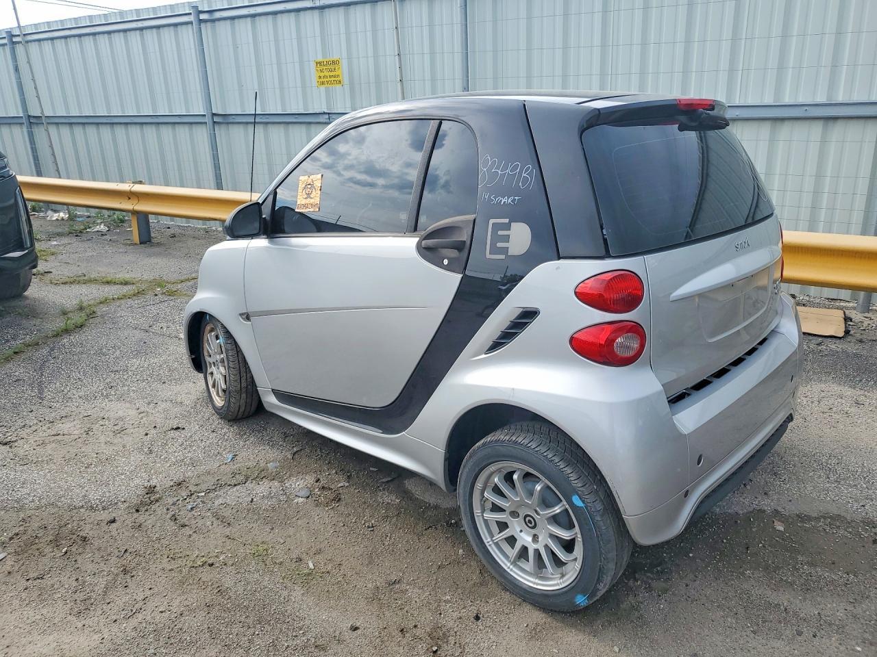 2014 Smart Fortwo - Фото 2