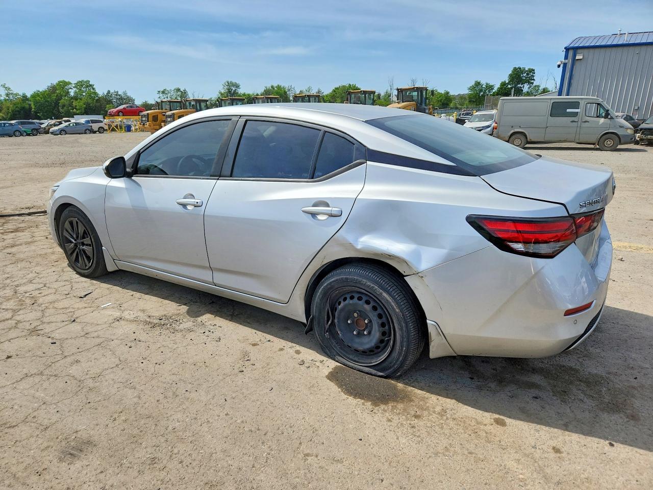 2022 Nissan Sentra S - Фото 2