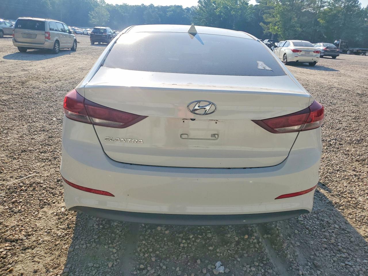 2017 Hyundai Elantra Se - Фото 6