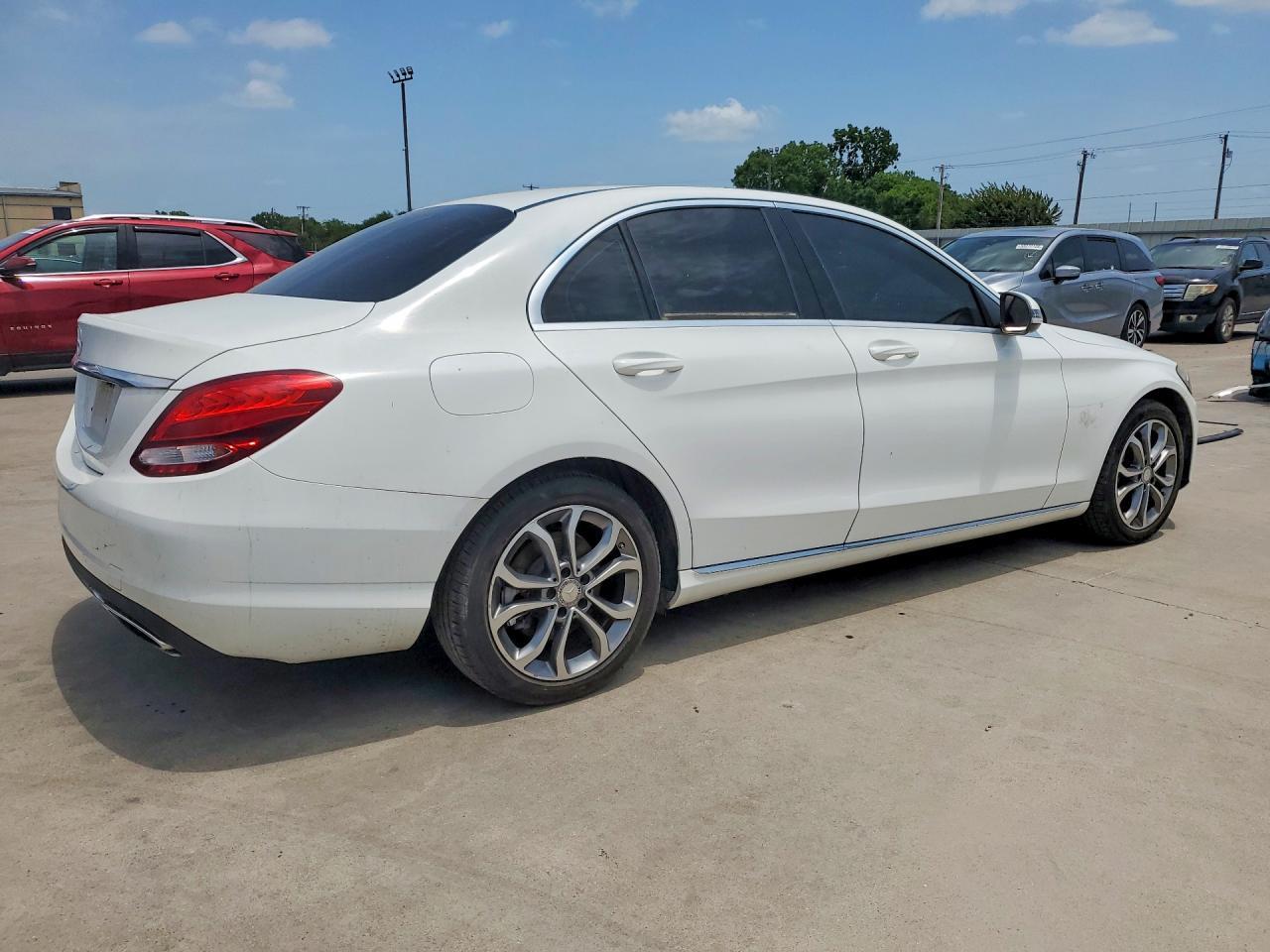 2016 Mercedes-Benz C 300 - Фото 3