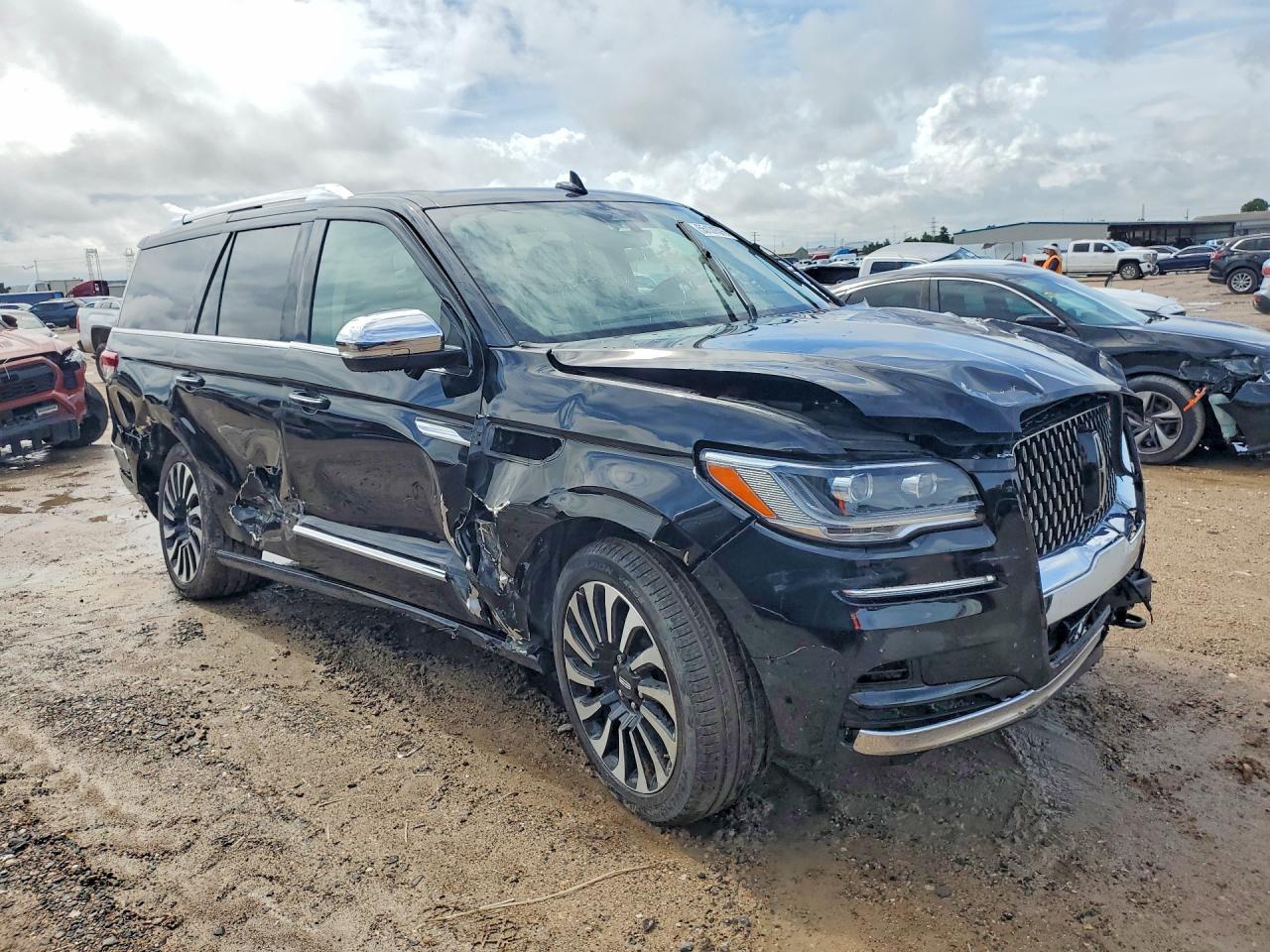 2024 Lincoln Navigator Black Label - Image 4