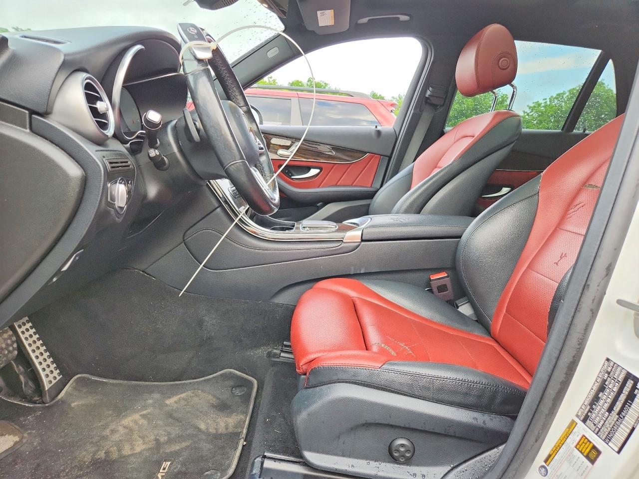 2020 Mercedes-Benz Glc 300 4Matic - Image 7