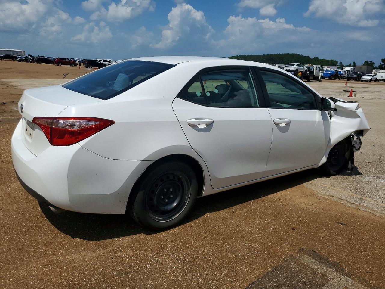 2018 Toyota Corolla Le - Фото 3