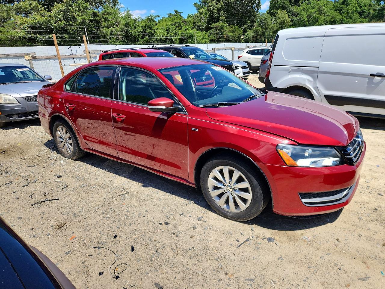 2015 Volkswagen Passat S - Фото 4
