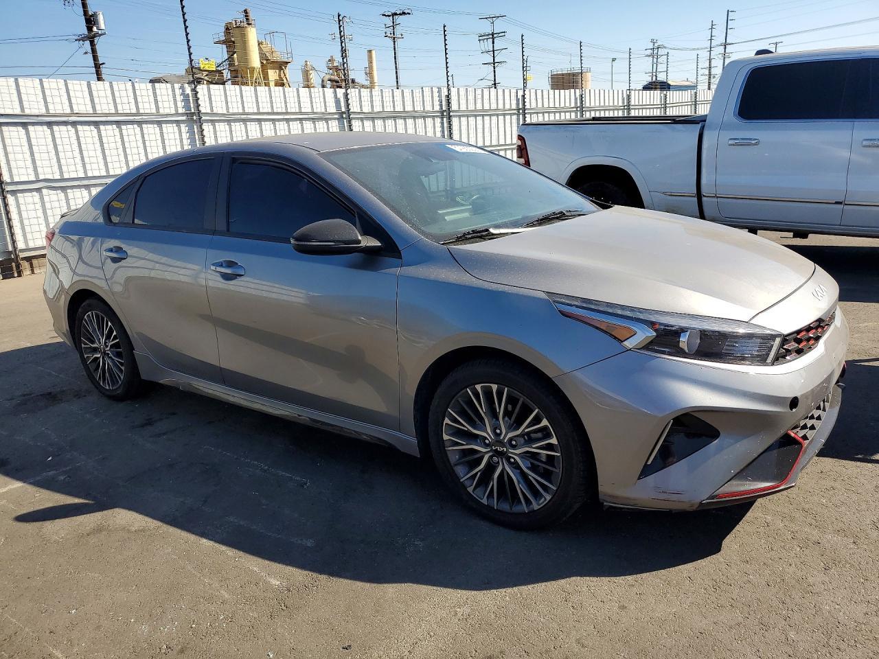 2023 Kia Forte Gt Line - Фото 4