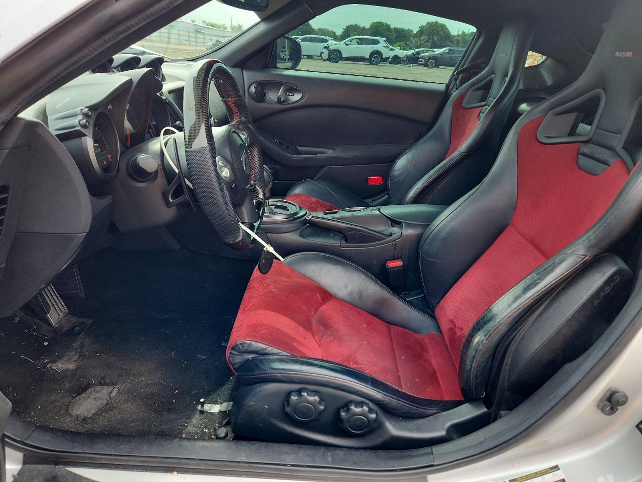 2016 Nissan 370Z Nismo Tech - Фото 7