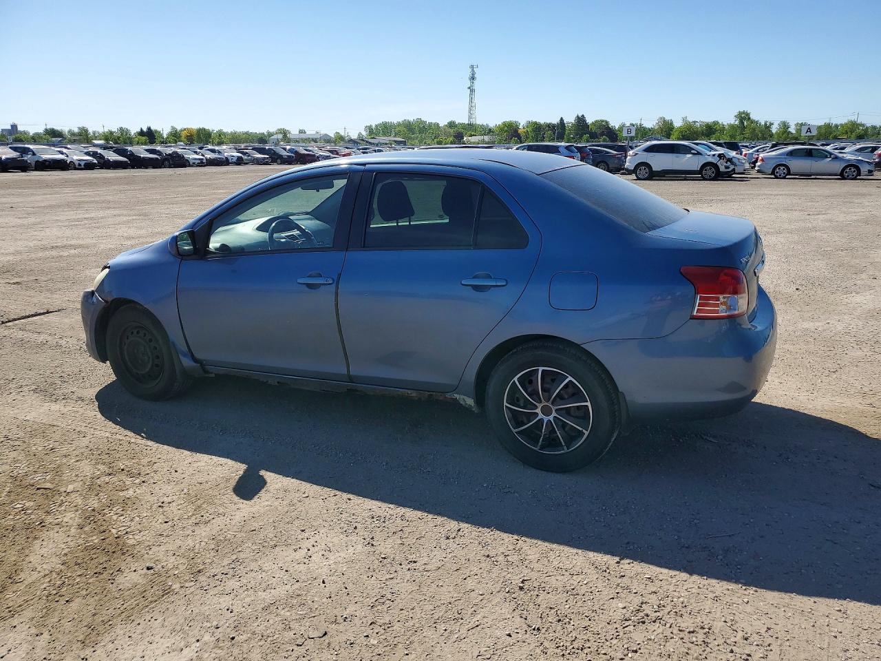 2008 Toyota Yaris Base - Фото 2