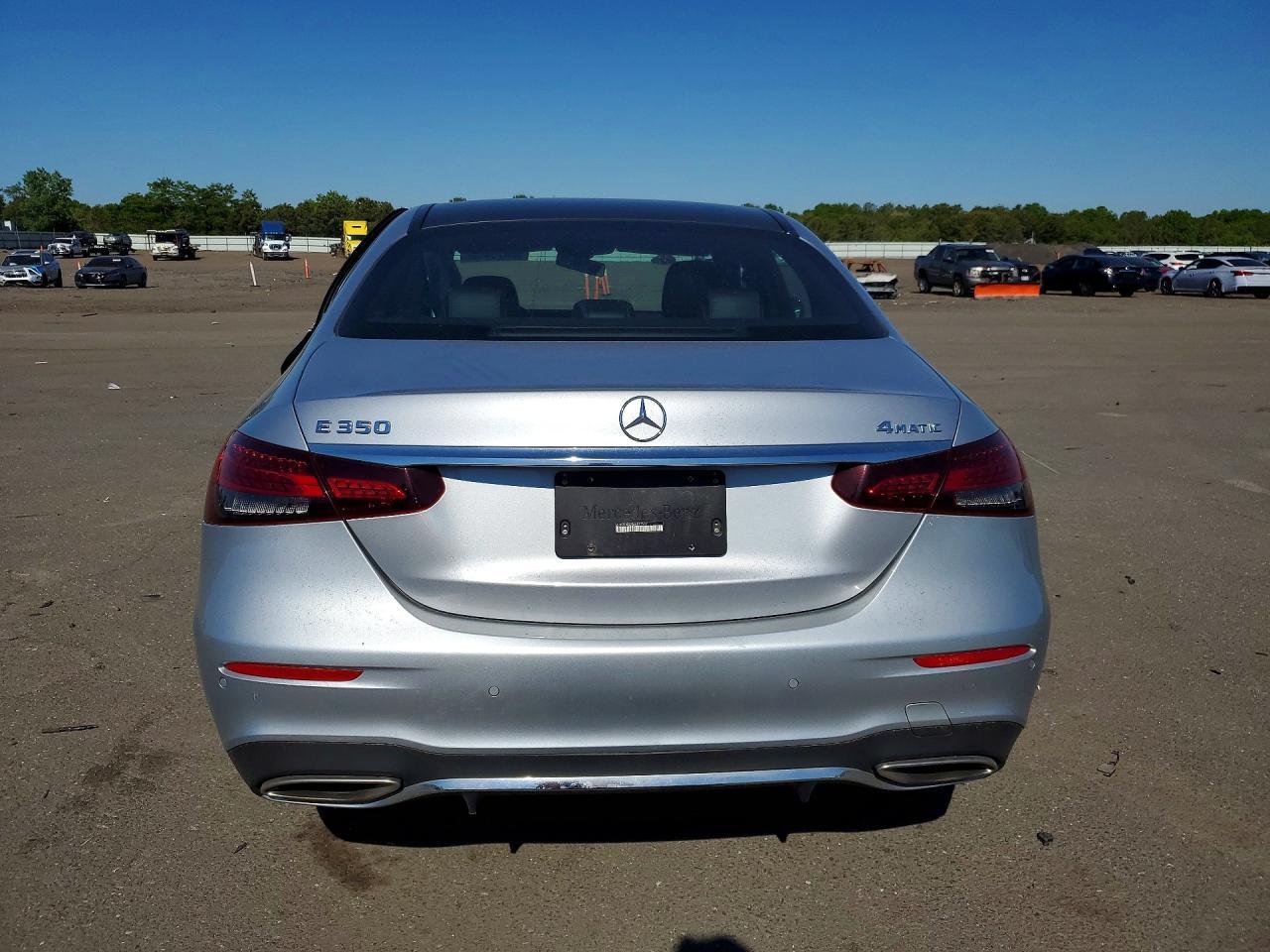 2021 Mercedes-Benz E 350 4Matic - Image 6