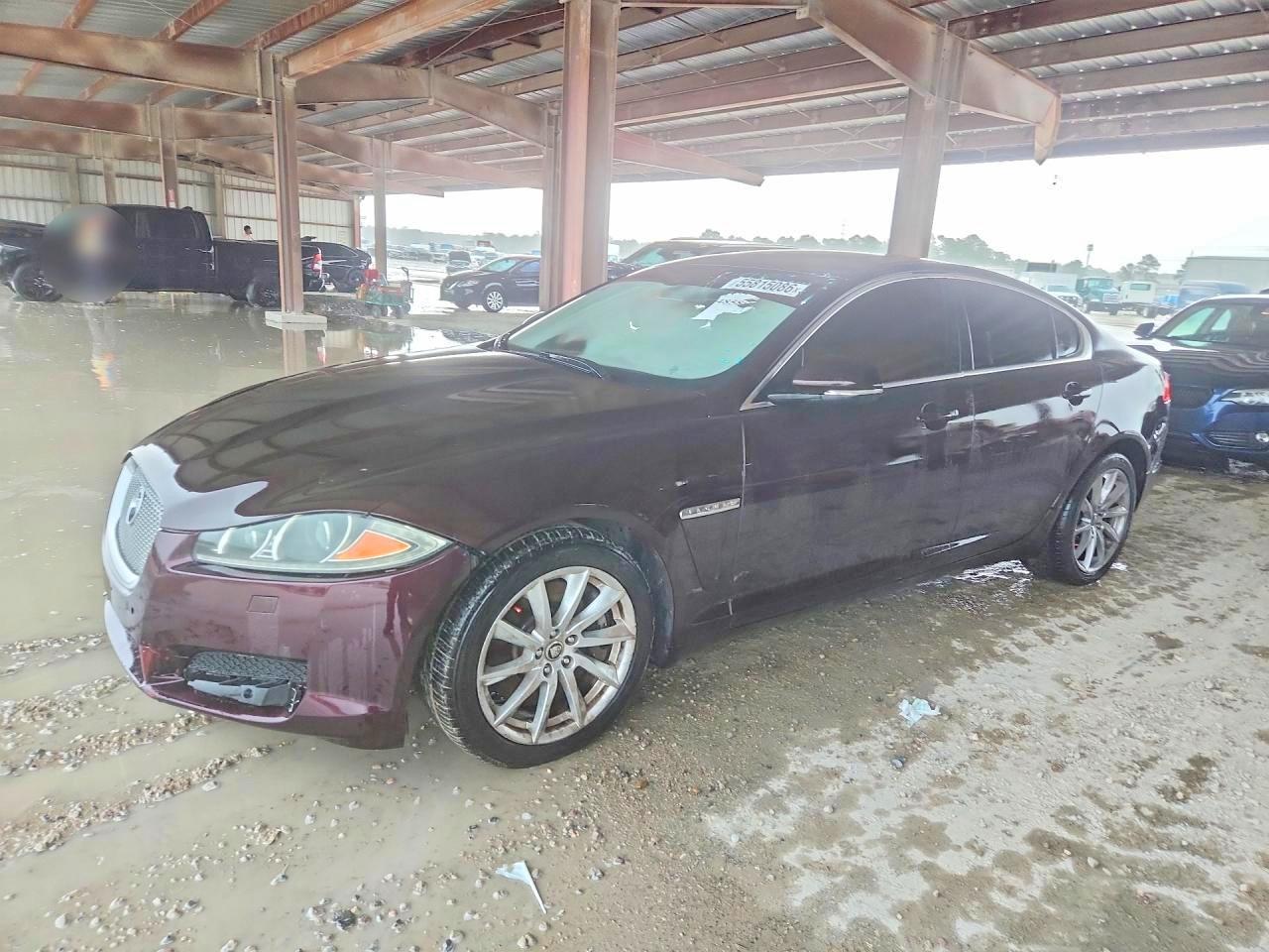 2013 Jaguar Xf
