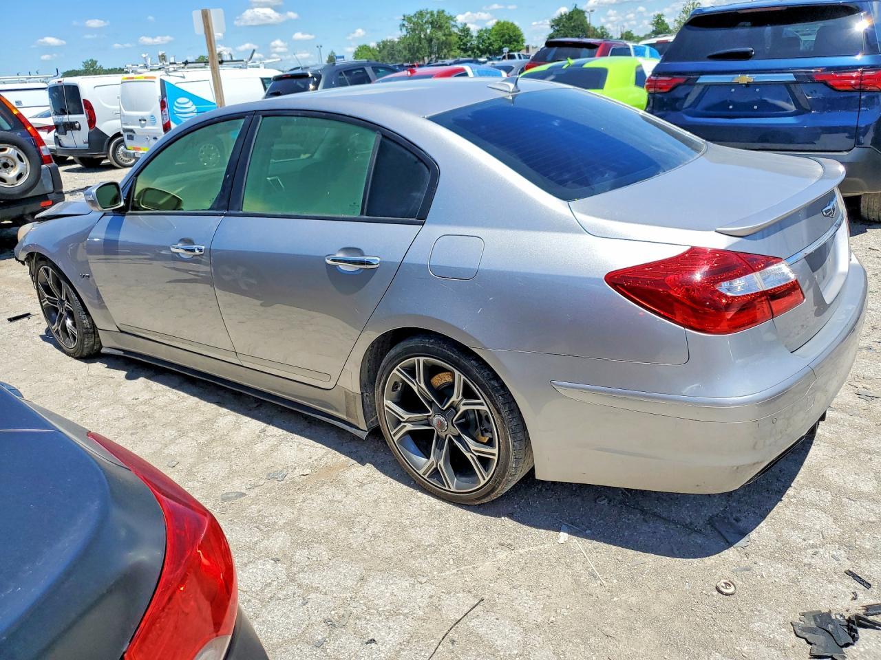 2013 Hyundai Genesis 5.0L - Image 2