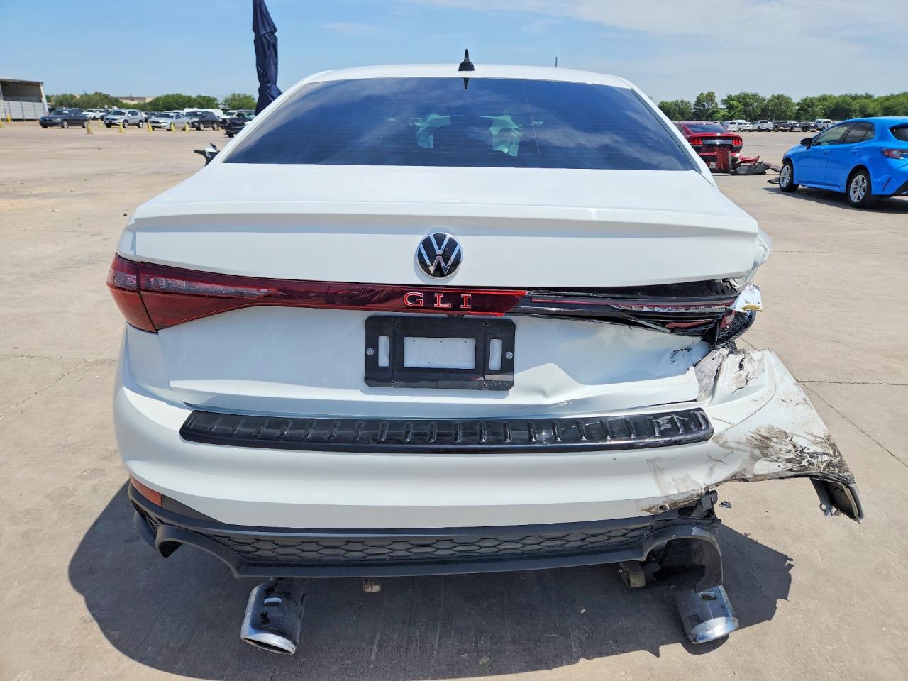 2025 Volkswagen Jetta - Image 6