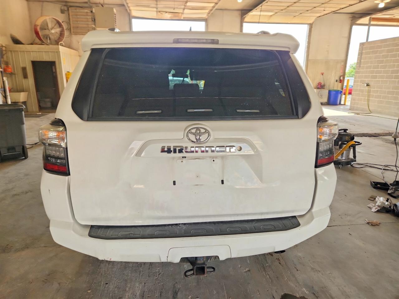 2014 Toyota 4Runner Sr5 - Фото 6