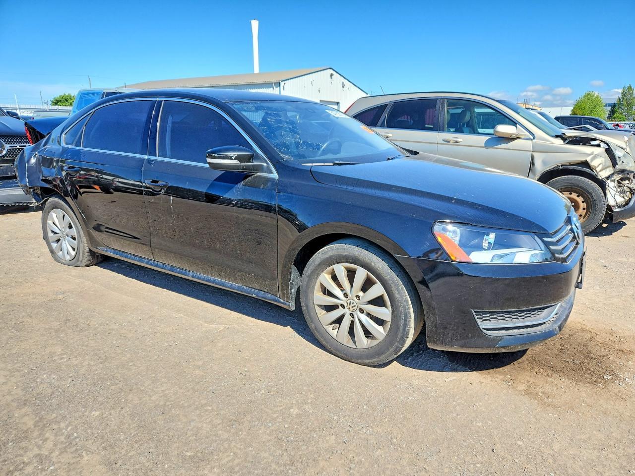 2015 Volkswagen Passat S - Image 4