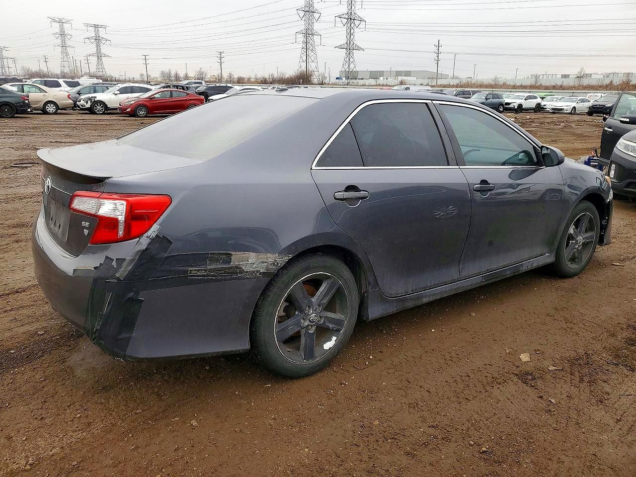 2012 Toyota Camry Se - Фото 3