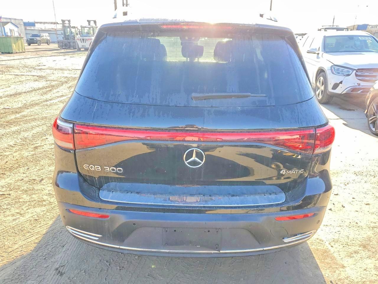 2023 Mercedes-Benz Eqb 300 4Matic - Image 6