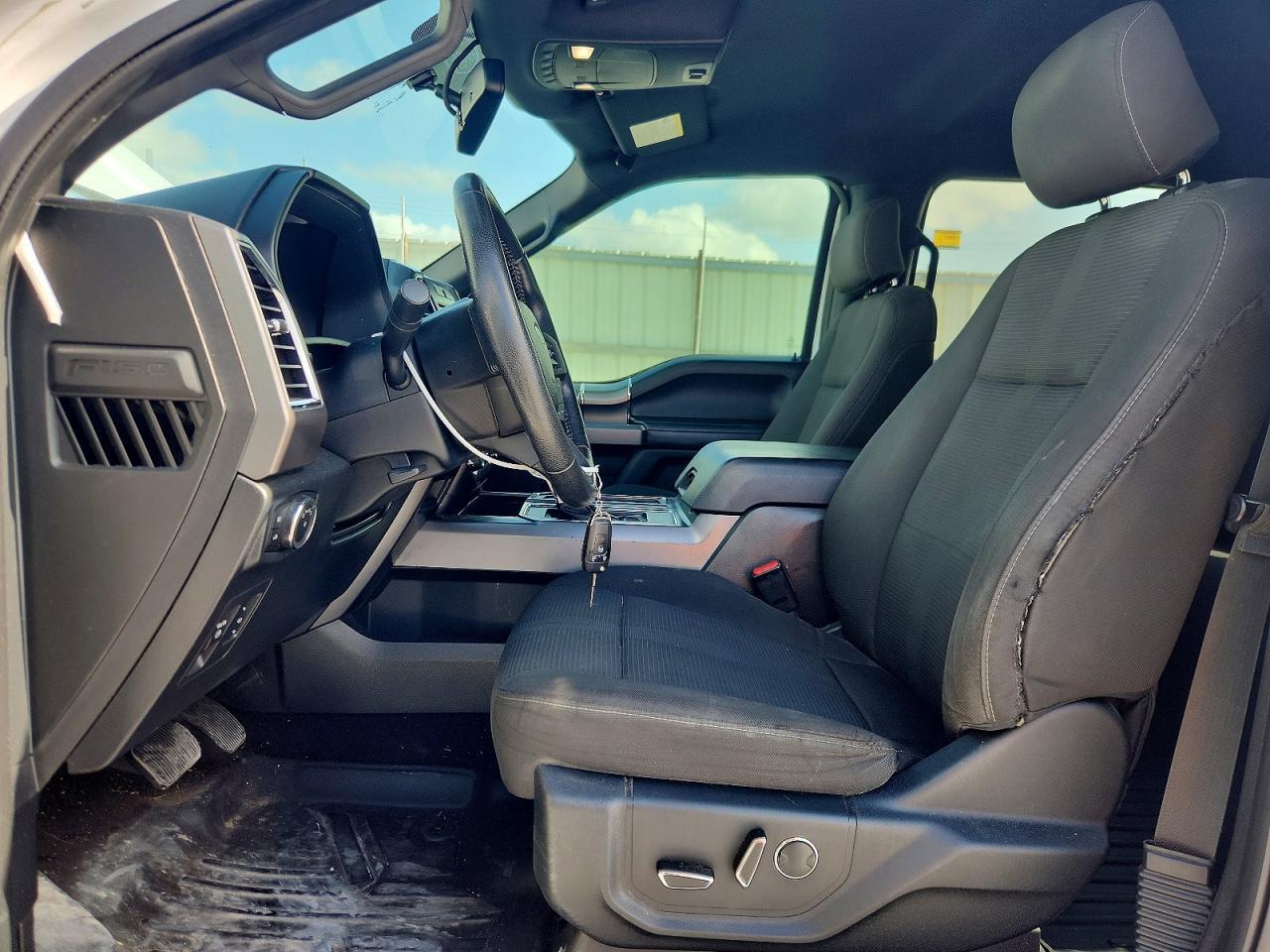 2015 Ford F150 Supercrew - Image 7
