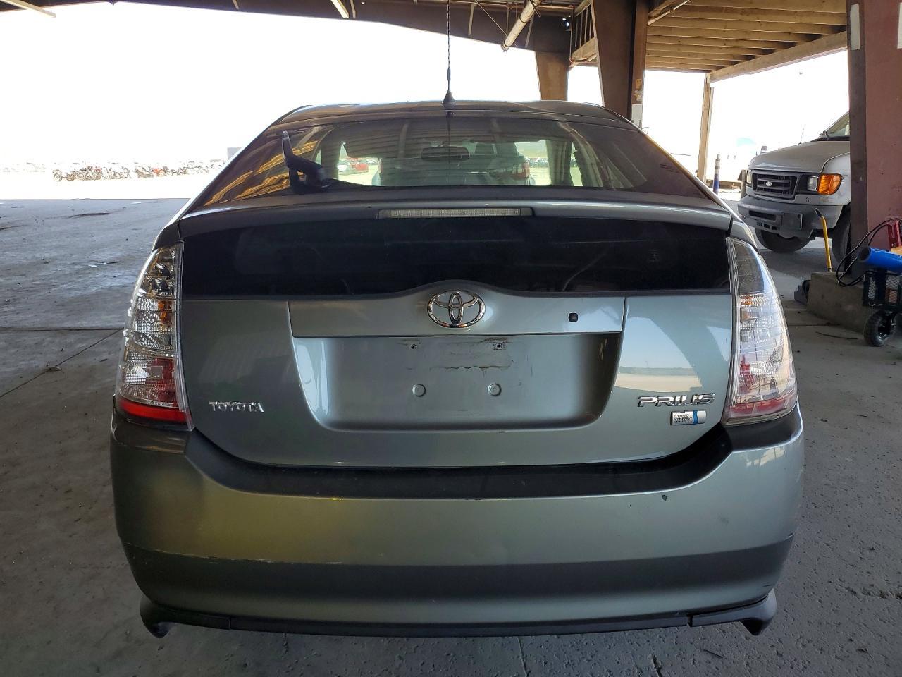 2005 Toyota Prius Base - Фото 6