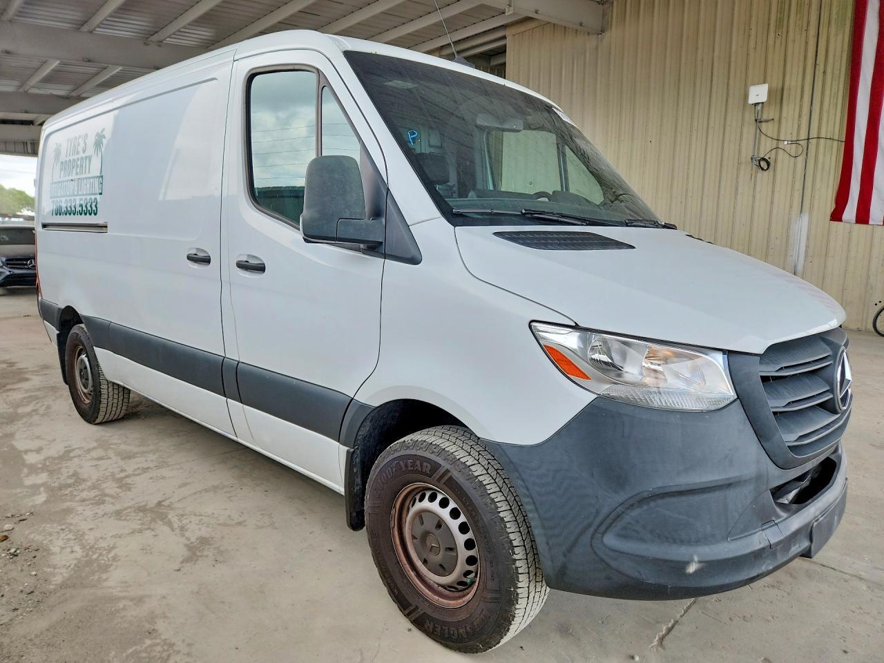 2021 Mercedes-Benz Sprinter 1500 - Image 4
