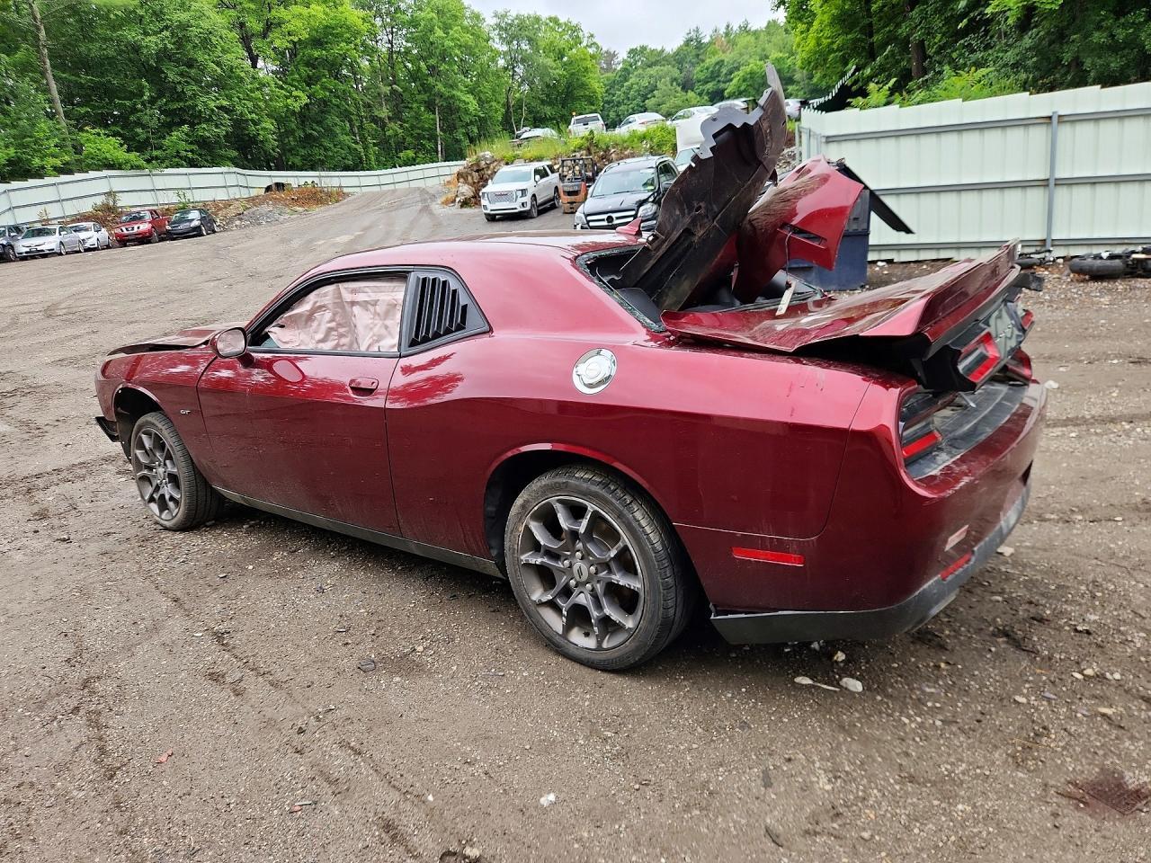 2018 Dodge Challenger Gt - Image 2