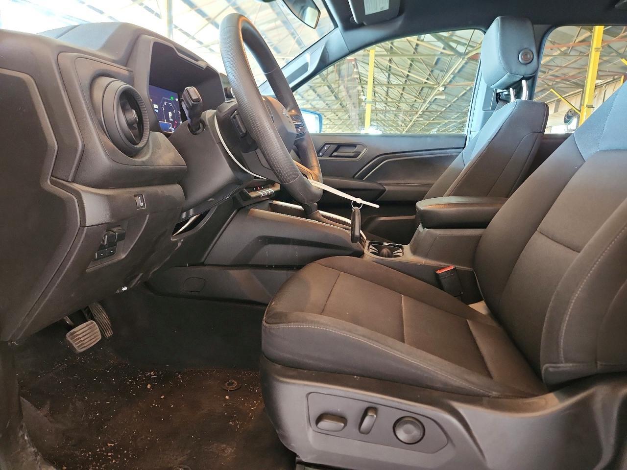 2024 Chevrolet Colorado Trail Boss - Фото 7