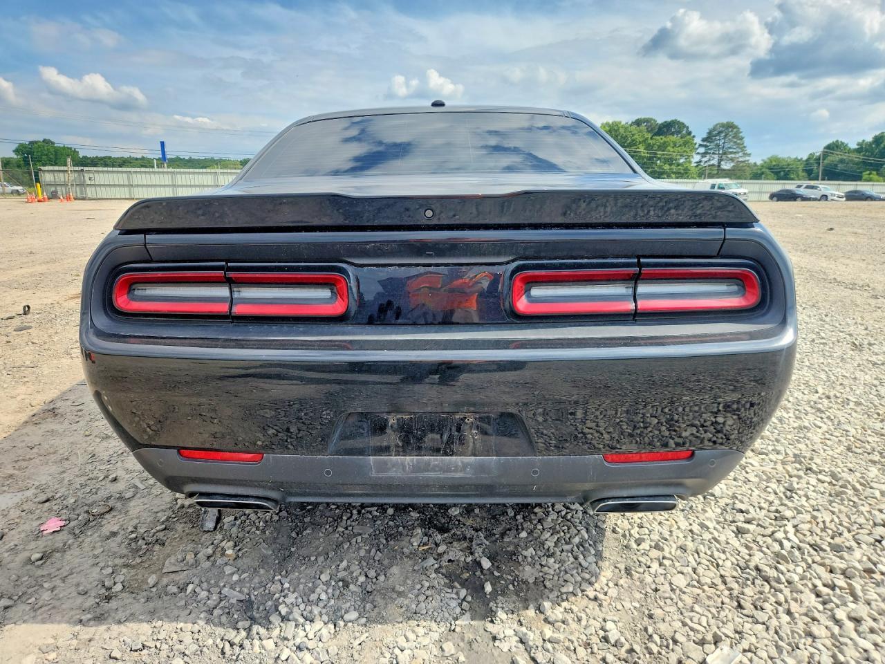 2022 Dodge Challenger R - Image 6