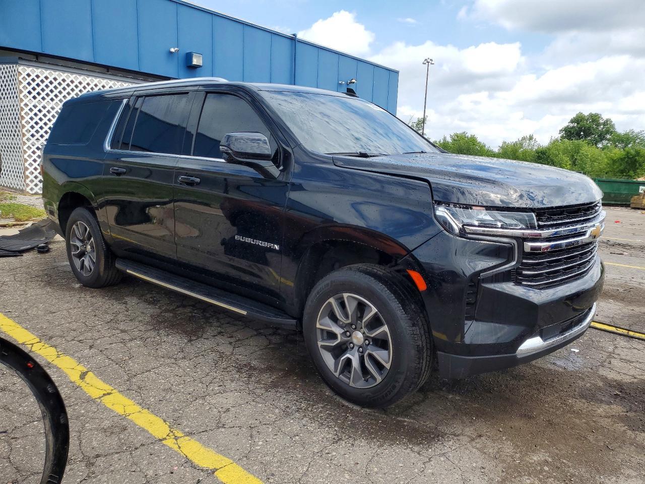 2022 Chevrolet Suburban K1500 Lt - Фото 4