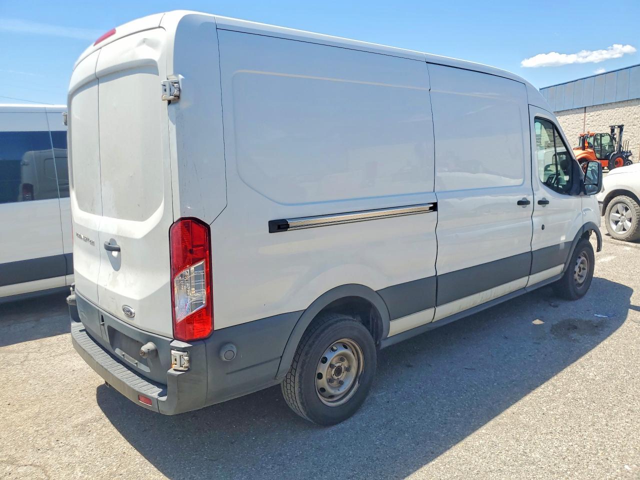 2016 Ford Transit T-250 - Image 3