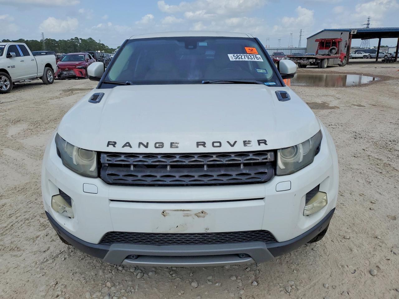 2012 Land Rover Range Rover Evoque Pure Plus - Image 5